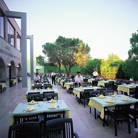 Arinna Отель Titreyengol