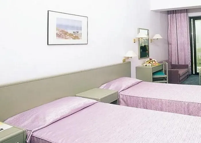 Arinna 3* Titreyengol