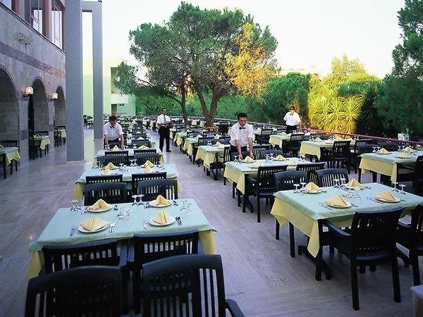 Hotel Arinna Titreyengol