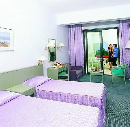 Hotel Arinna Titreyengol