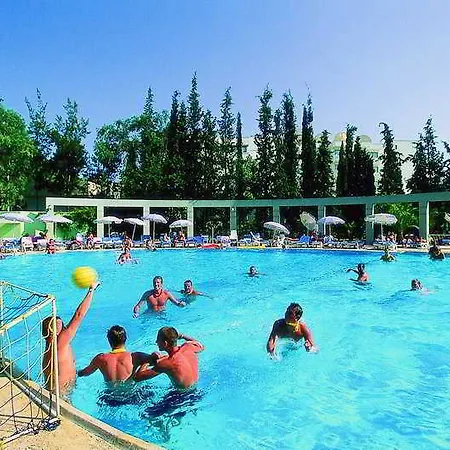 Hotel Arinna 3*